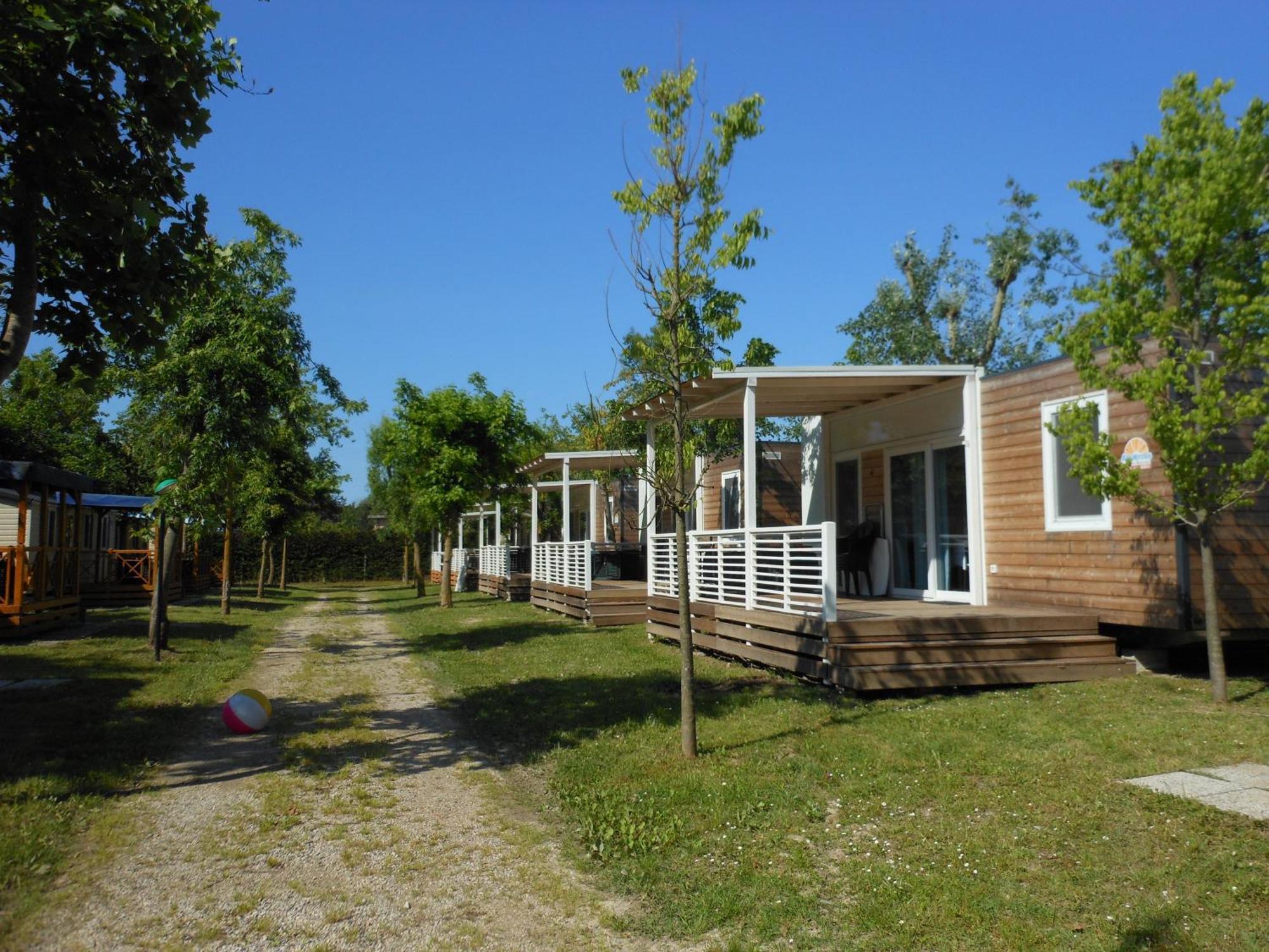 Albatross Mobile Homes On Camping San Francesco دونا فيردي المظهر الخارجي الصورة